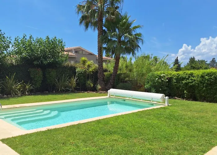 Le Vallon D'azur, Piscine Proche A Feriehus