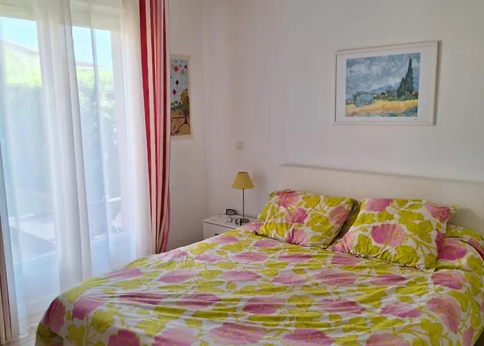 Le Vallon D'azur, Piscine Proche A Ferienhaus
